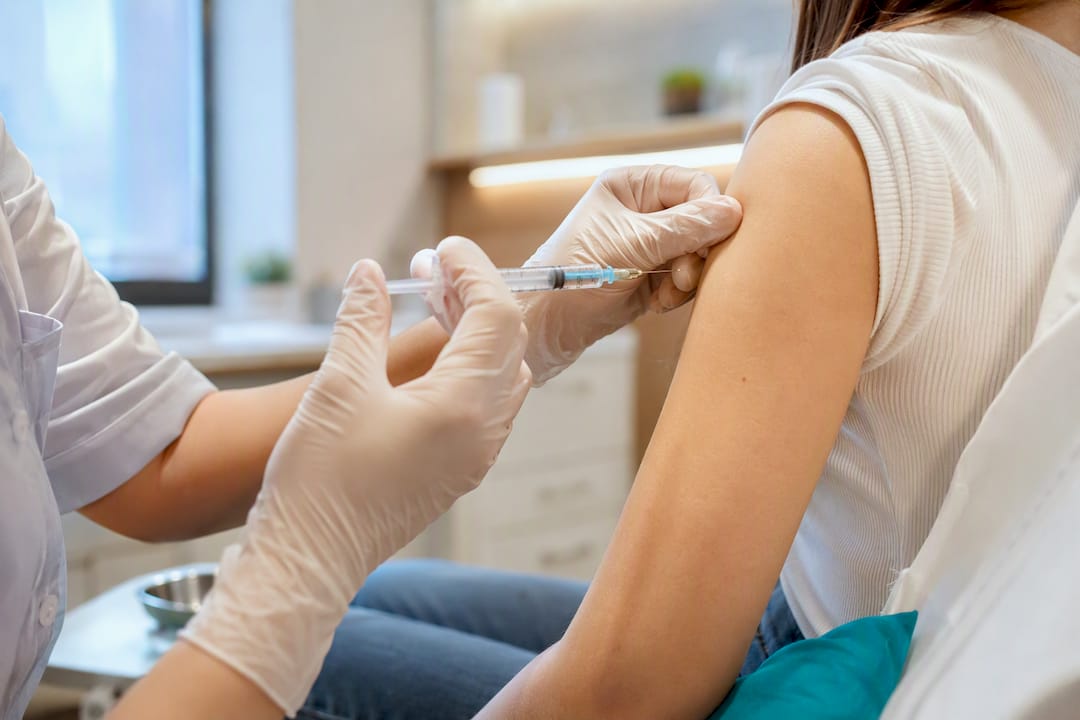 Administrarea vaccinului HPV într-o clinică